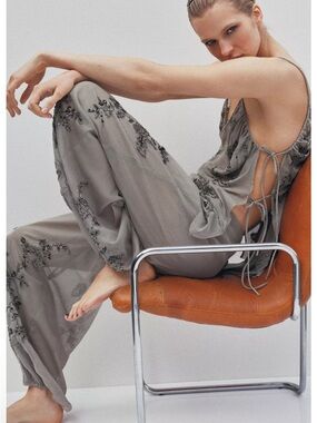 Zara embroidered bloomer pants featuring sequin floral details